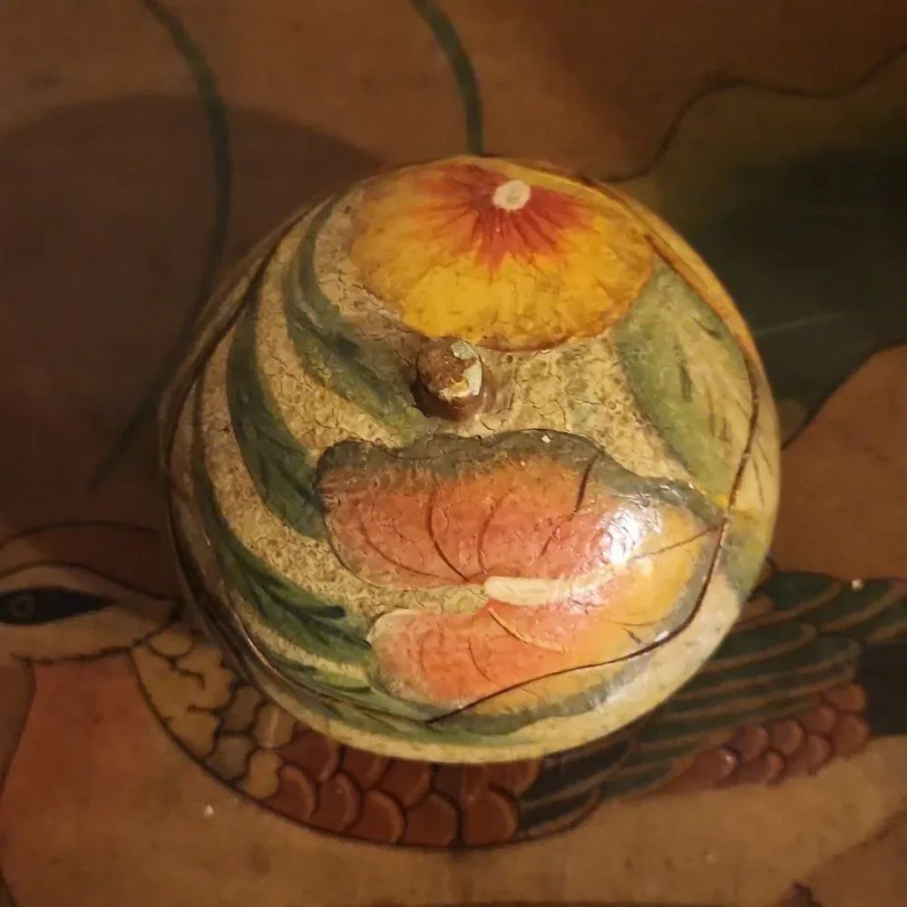 Gourd Tropical Trinket Box - Picture 3 of 5